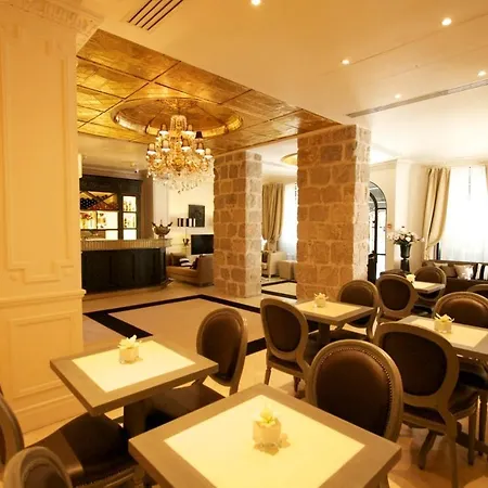 Hotell De Monaco 3*